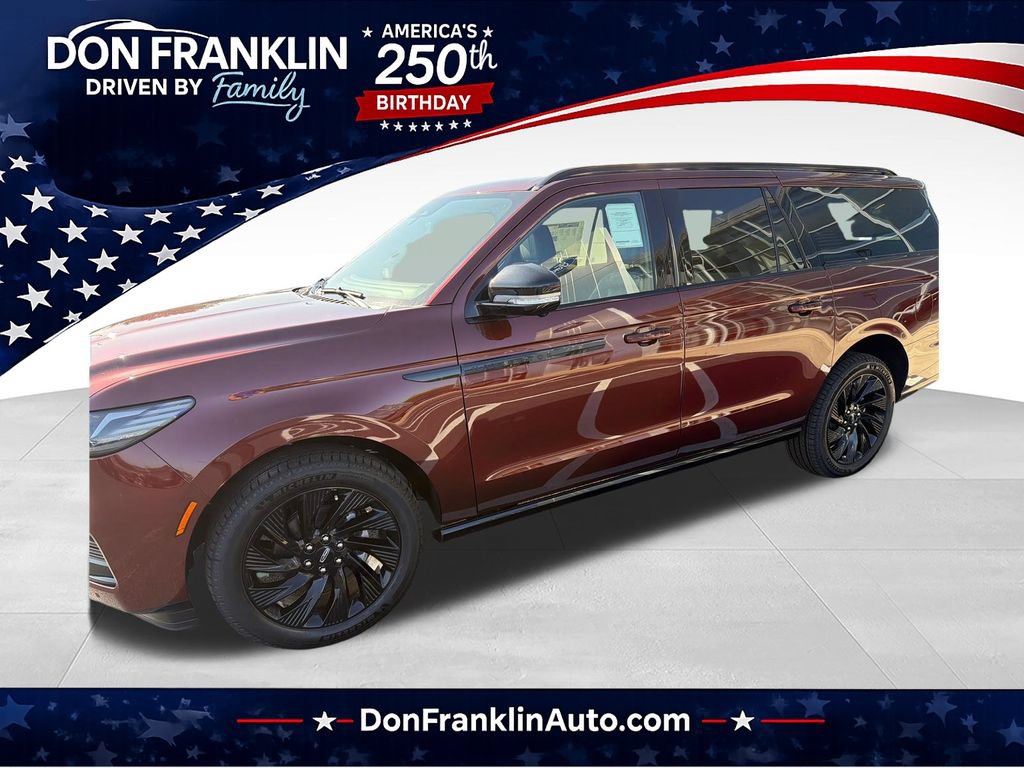 New 2027 Lincoln Navigator L Reserve w/ Jet Appearance Package