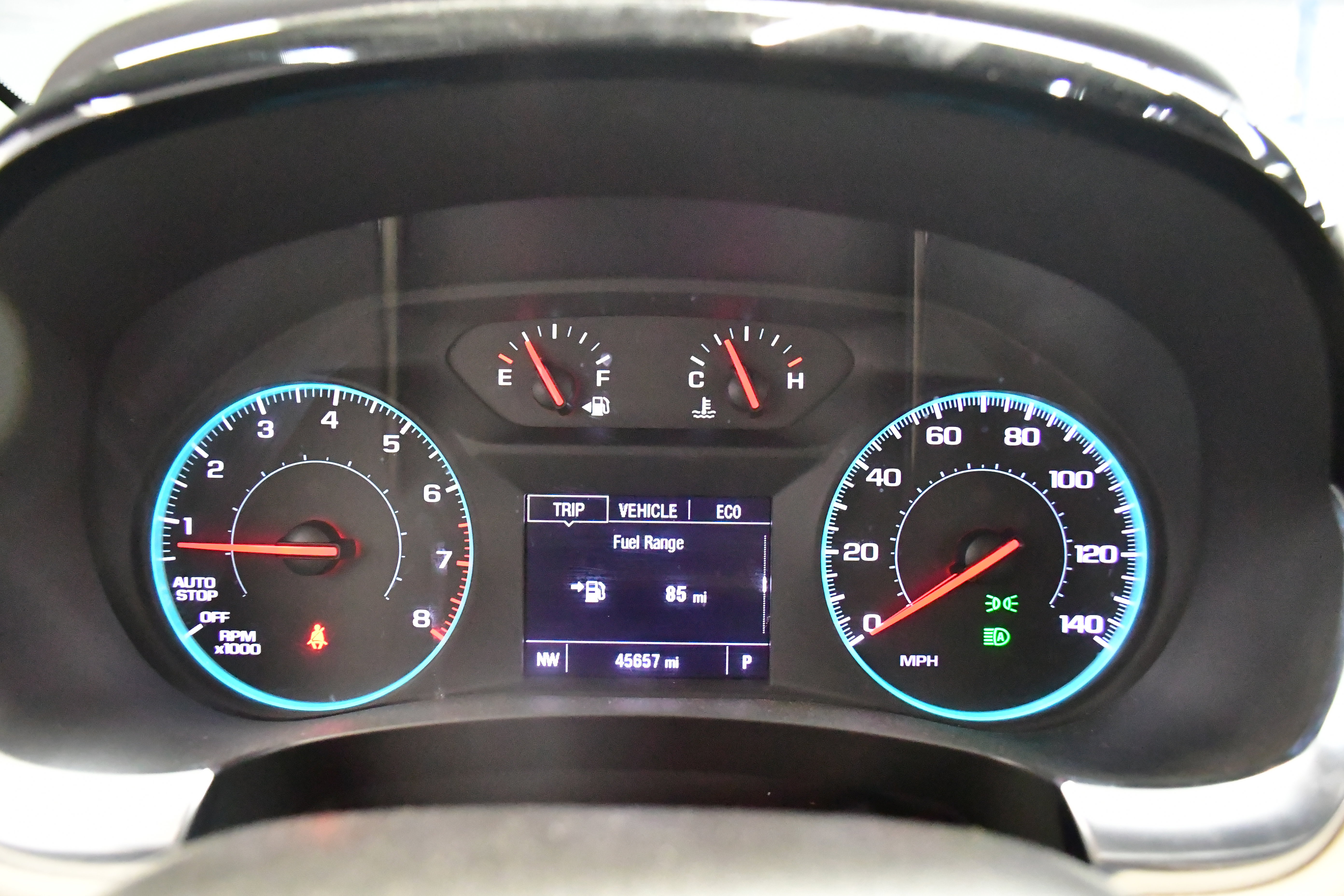 Used 2023 Chevrolet Traverse LS FWD image 19