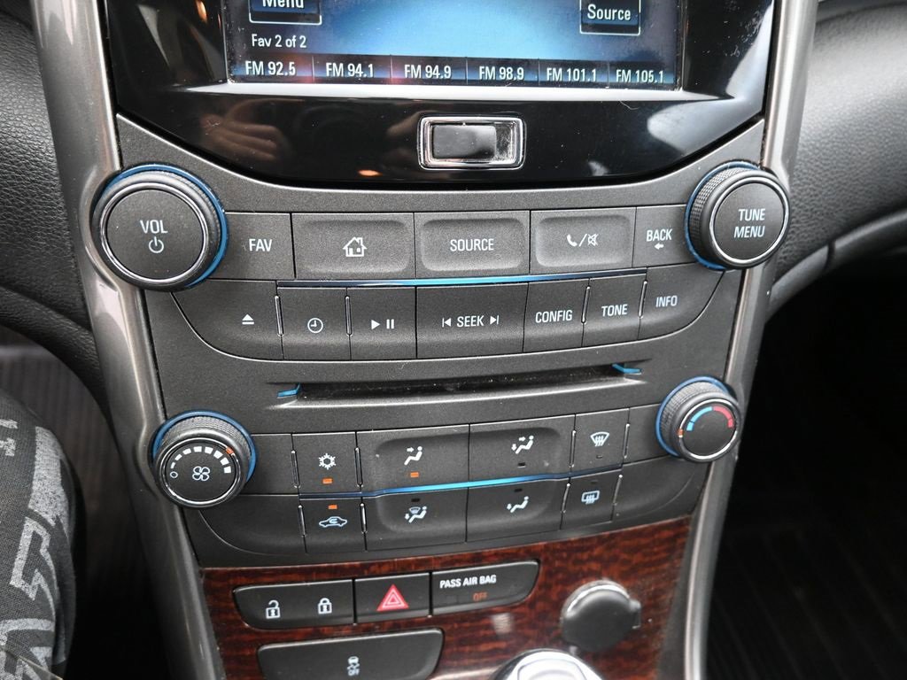 Used 2013 Chevrolet Malibu LT w/ Power Convenience Package image 16