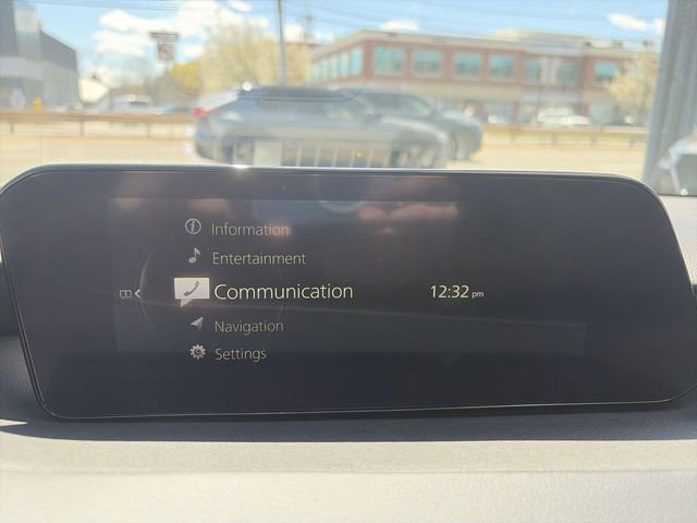 Used 2023 MAZDA MAZDA3 s FWD image 16