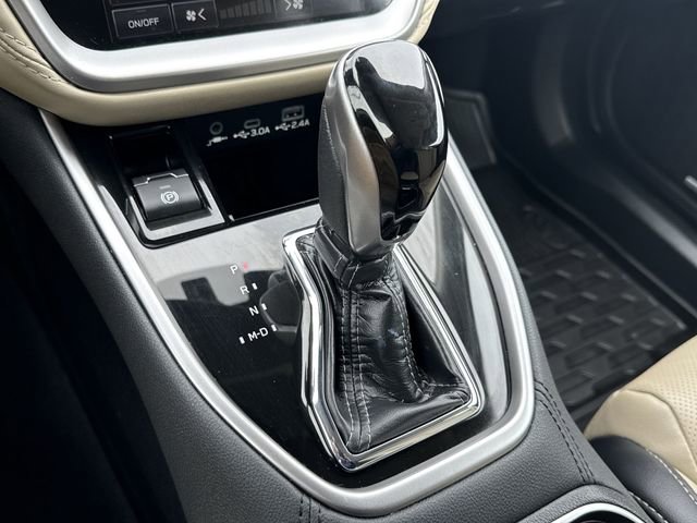 Certified 2025 Subaru Outback Limited image 21