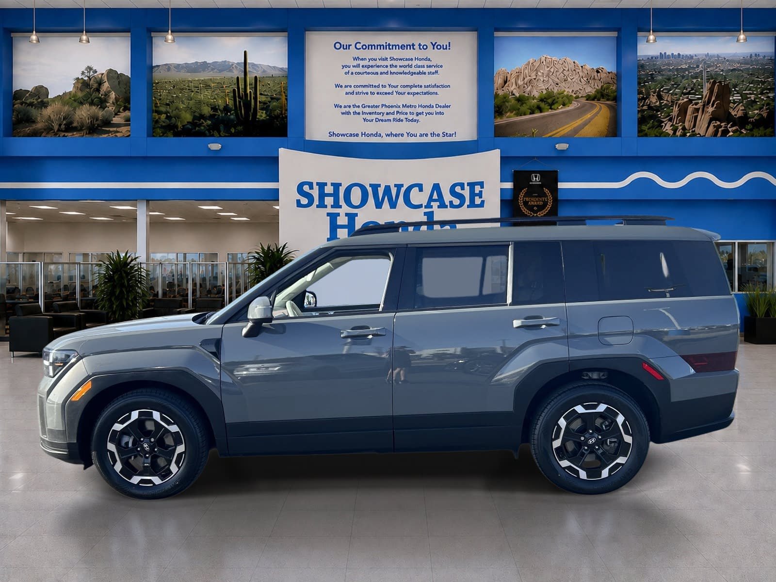 Used 2025 Hyundai Santa Fe SEL FWD image 4