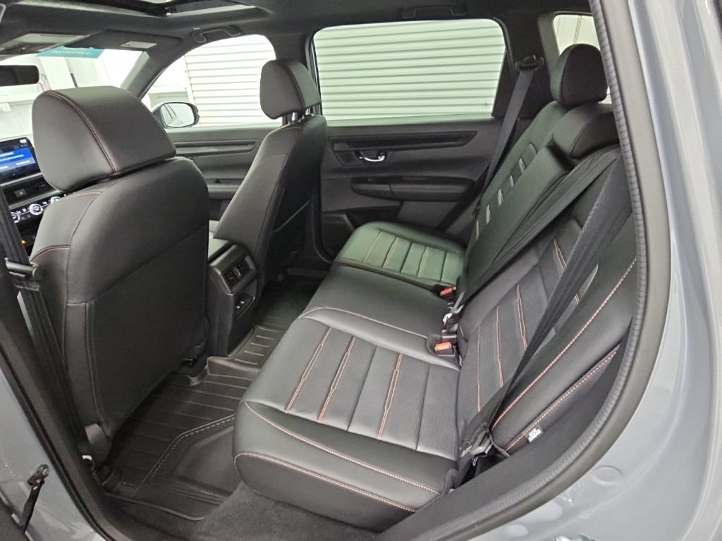 Used 2026 Honda CR-V Sport-L image 29