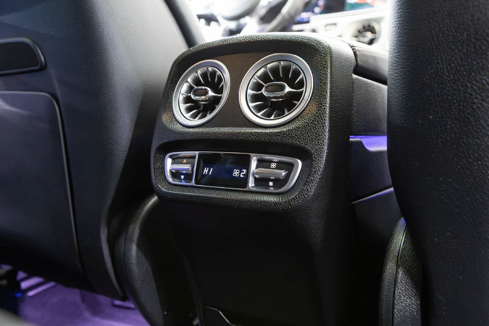 Used 2019 Mercedes-Benz G 63 AMG 4MATIC w/ Seat Comfort Package image 44