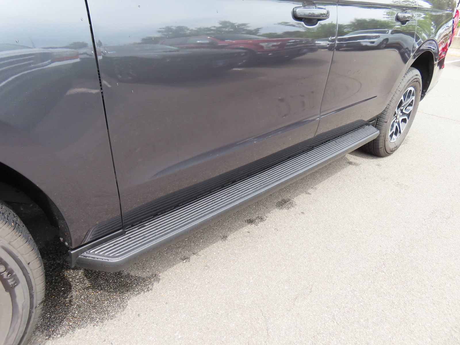 Used 2024 Ford Expedition Max XLT AWD/4WD image 9