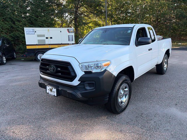 Used 2021 Toyota Tacoma SR AWD/4WD image 2