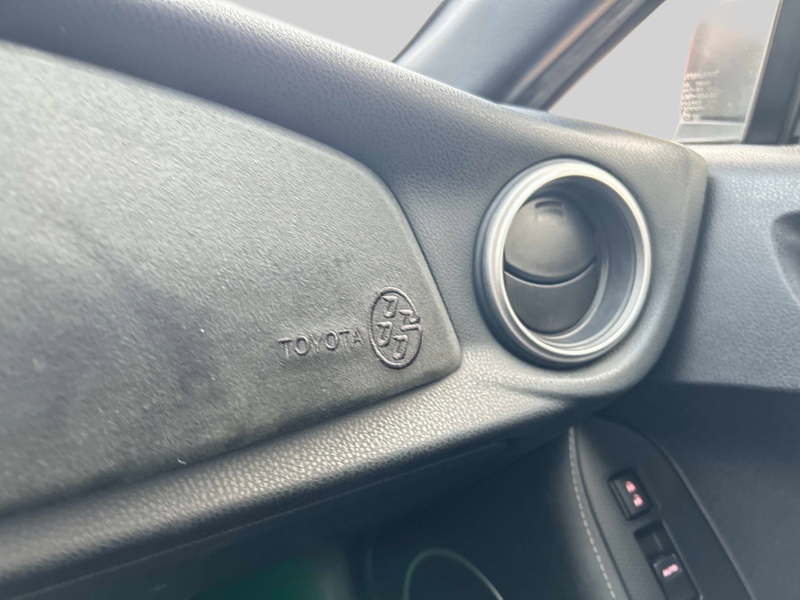 Used 2017 Toyota 86 image 27