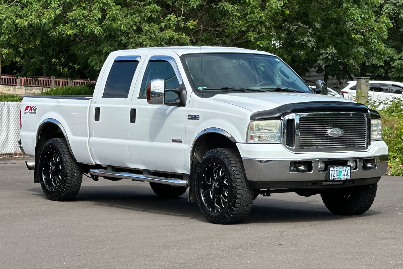 Used 2006 Ford F250 Lariat AWD/4WD image 9