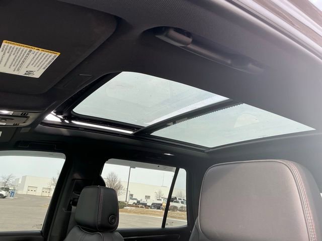 Used 2025 Chevrolet Tahoe RST w/ Comfort Package image 4