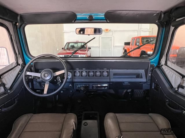 Used 1992 Jeep Wrangler 4WD image 13