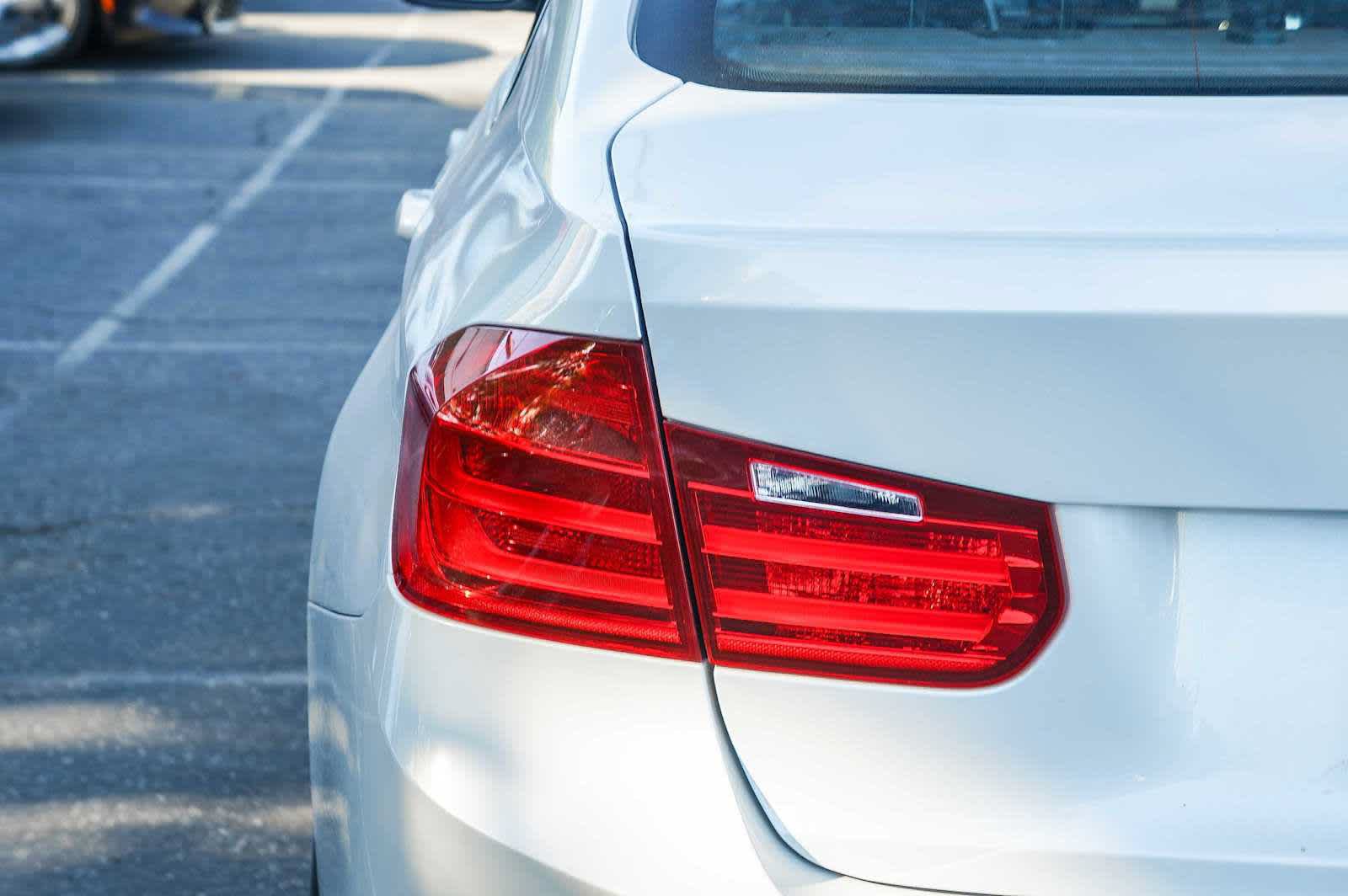 Used 2015 BMW 328i Sedan RWD image 7