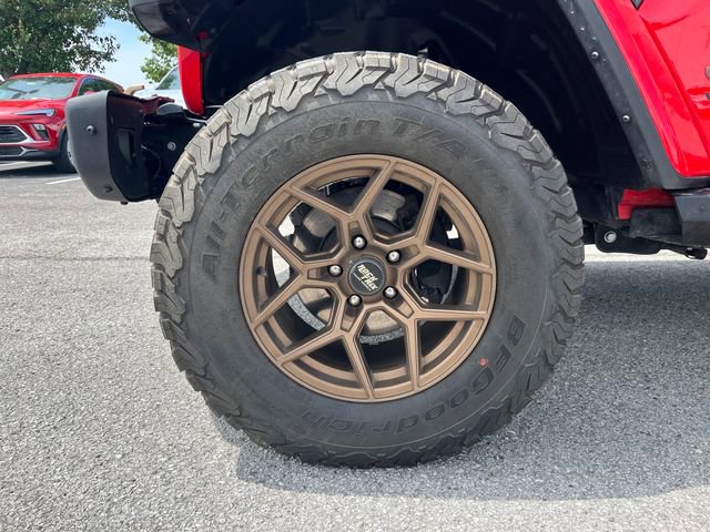 Used 2022 Jeep Wrangler Unlimited Rubicon w/ Trailer Tow Package AWD/4WD image 9