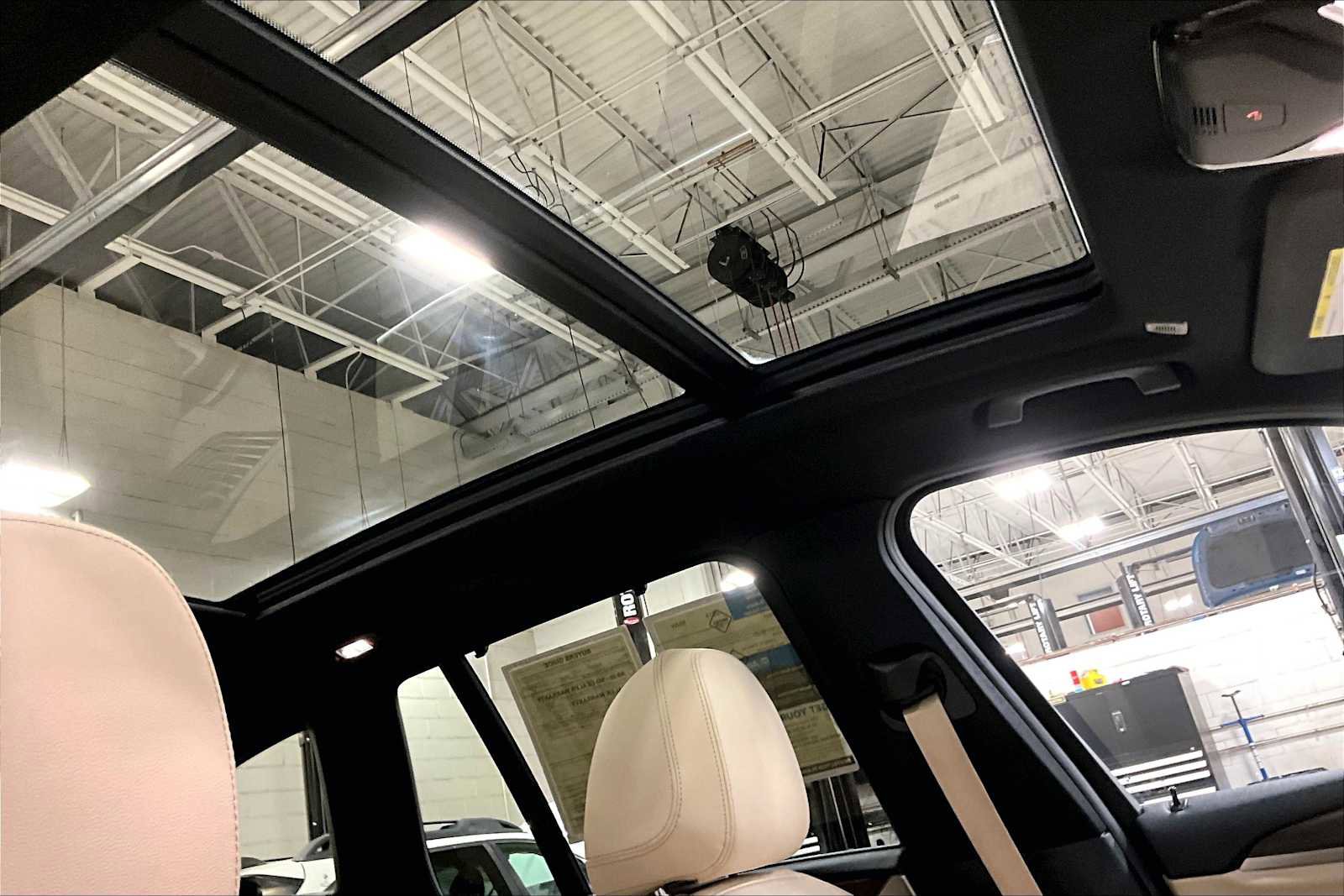 Used 2019 BMW X3 xDrive30i w/ Premium Package image 16