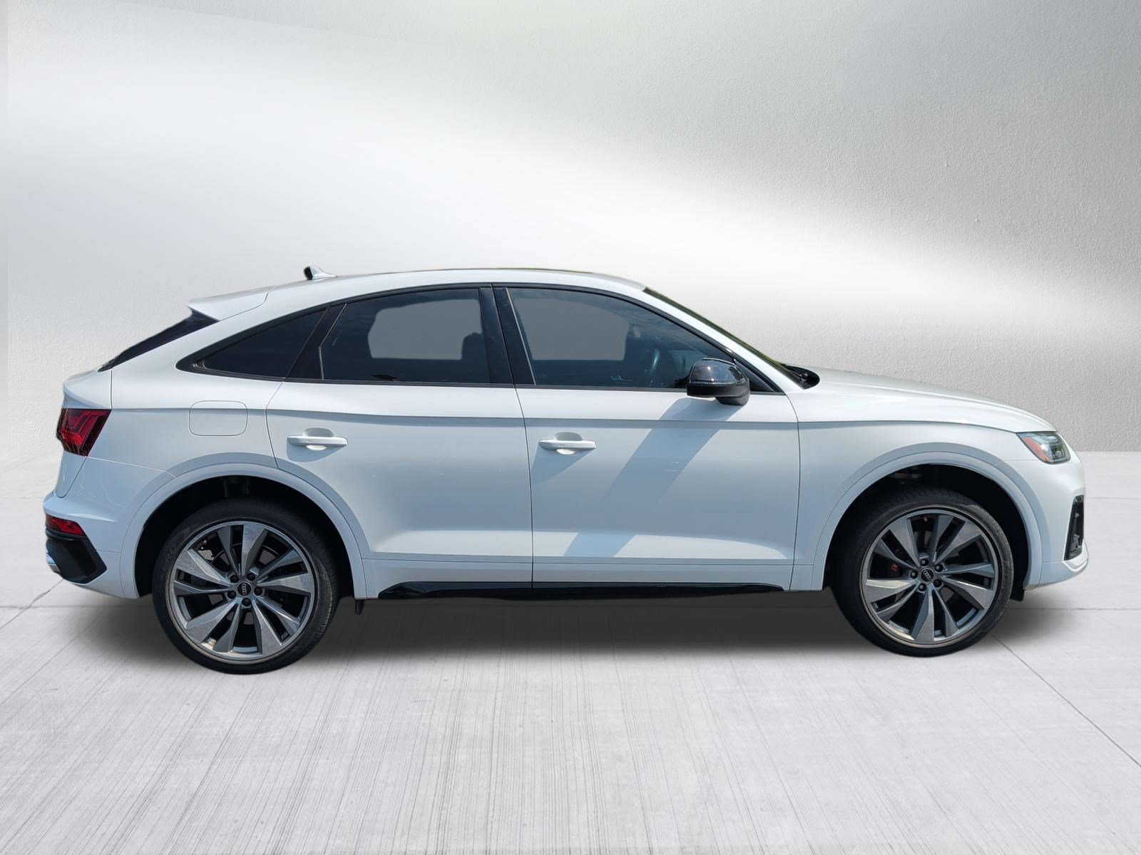 Used 2024 Audi SQ5 Premium Plus w/ Premium Plus Package AWD/4WD image 8