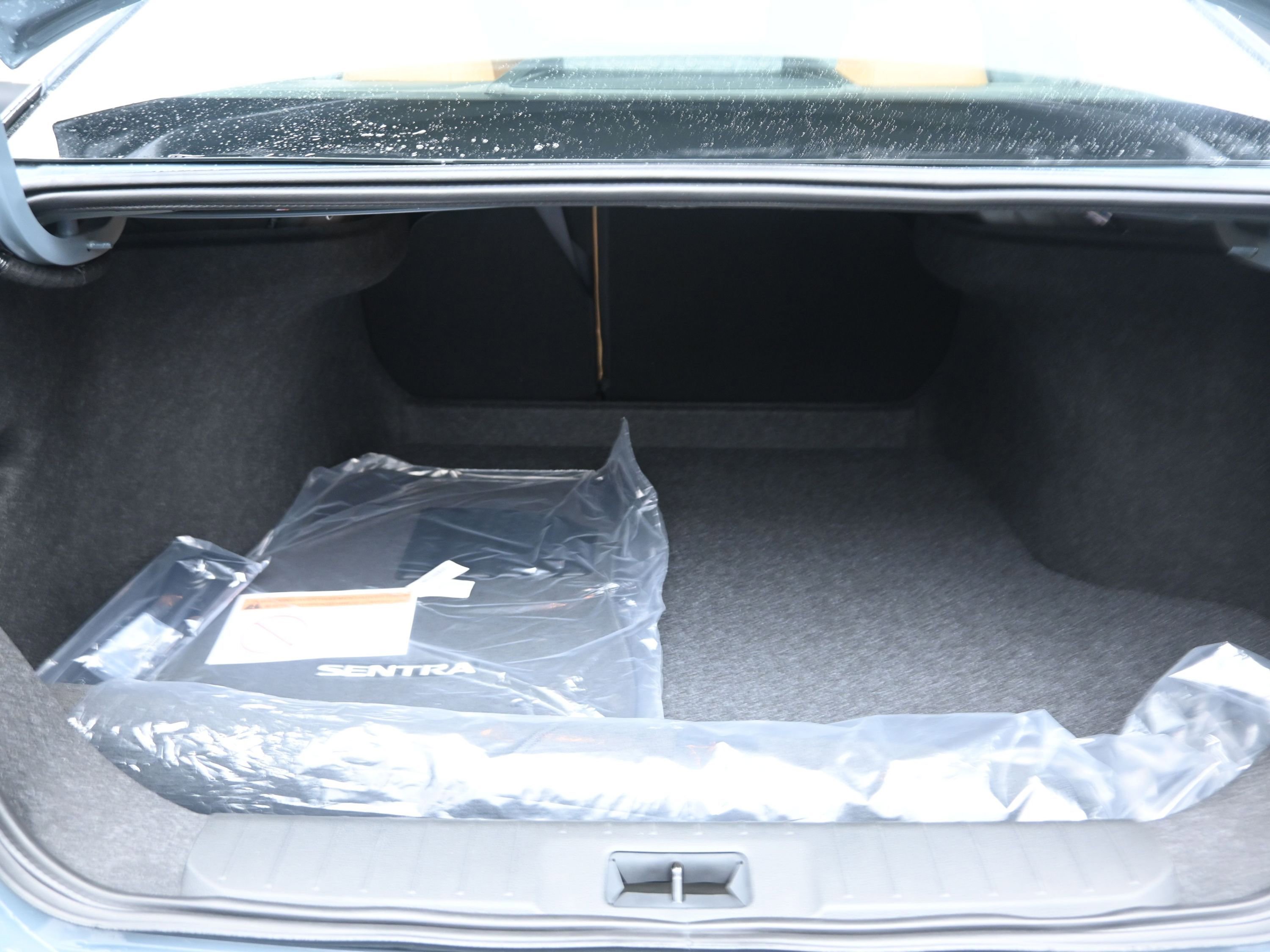 New 2025 Nissan Sentra SV w/ SV Premium Package image 17