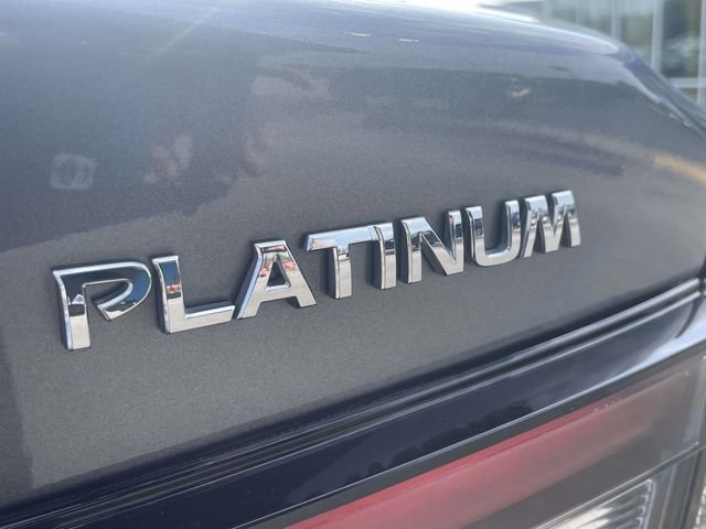 Used 2023 Nissan Maxima Platinum w/ Sport Mat Group FWD image 12