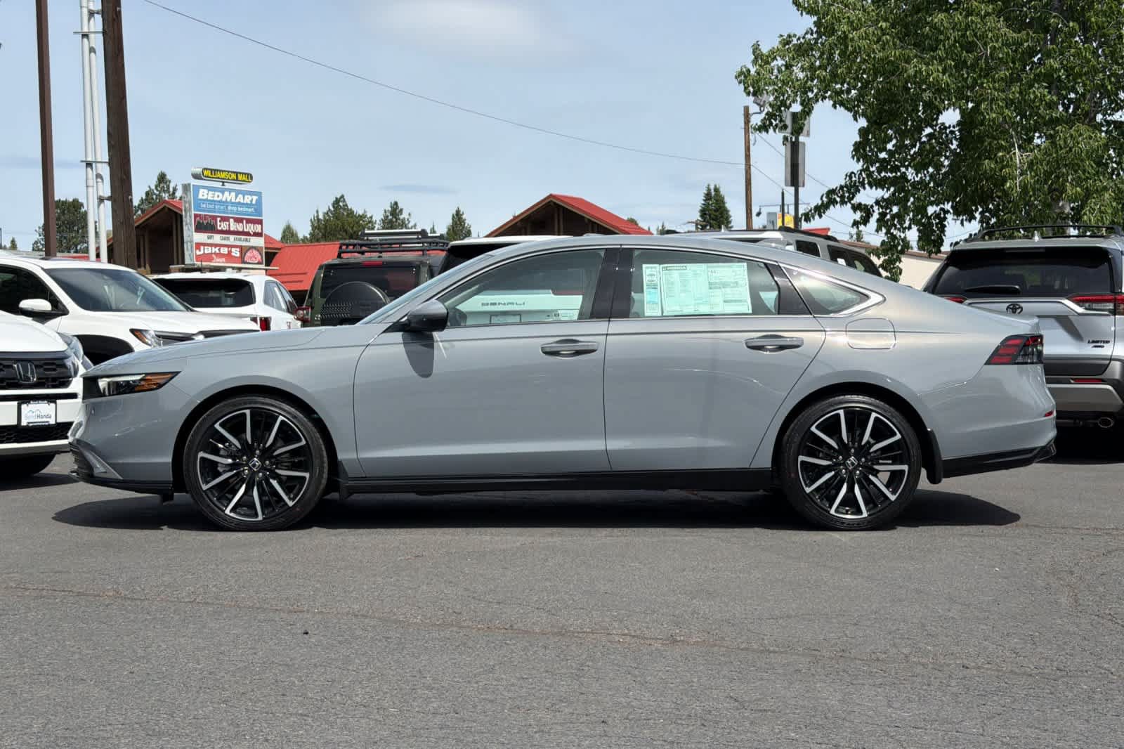 New 2026 Honda Accord Touring video 3