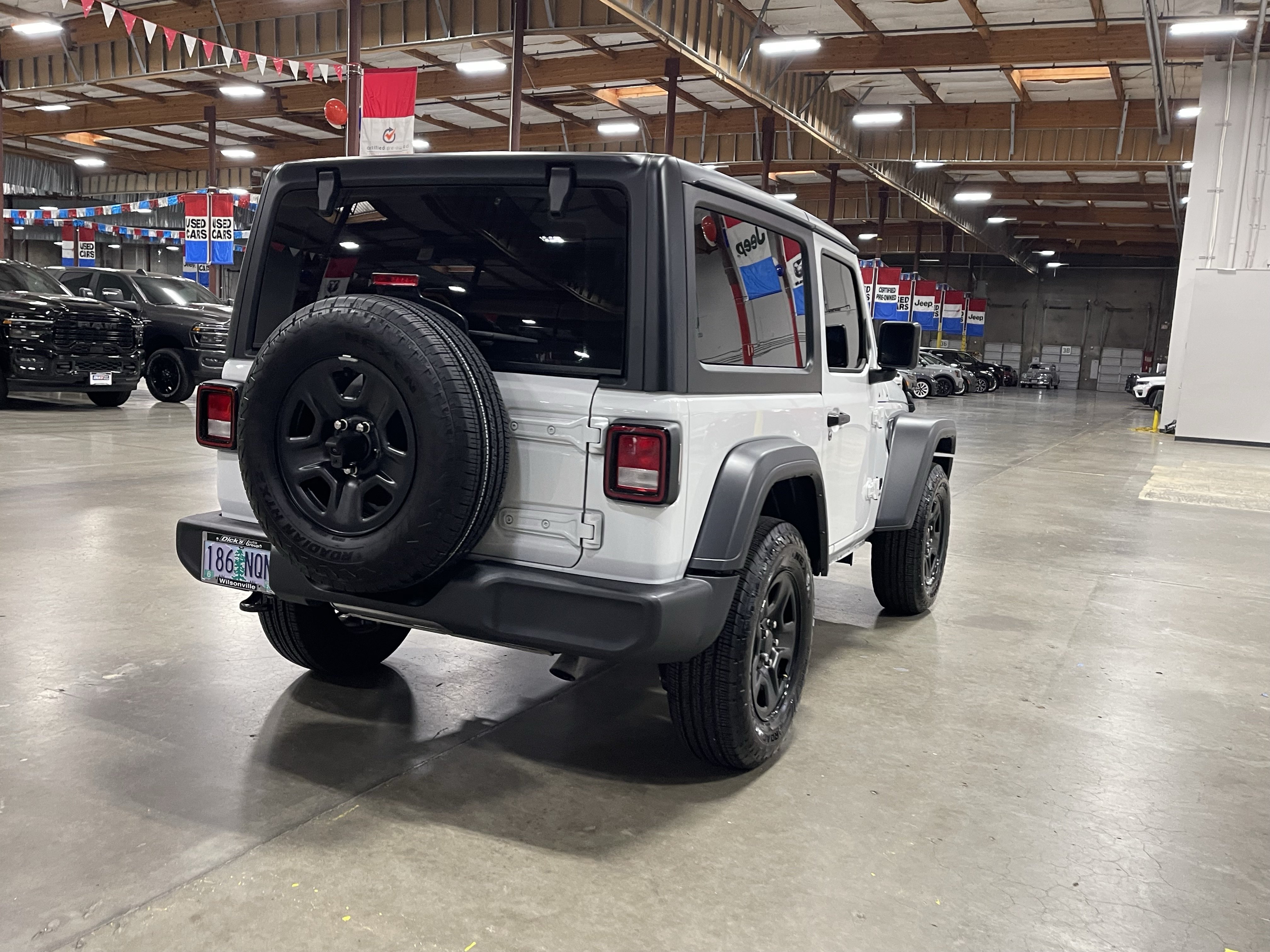 Certified 2025 Jeep Wrangler Sport AWD/4WD image 5