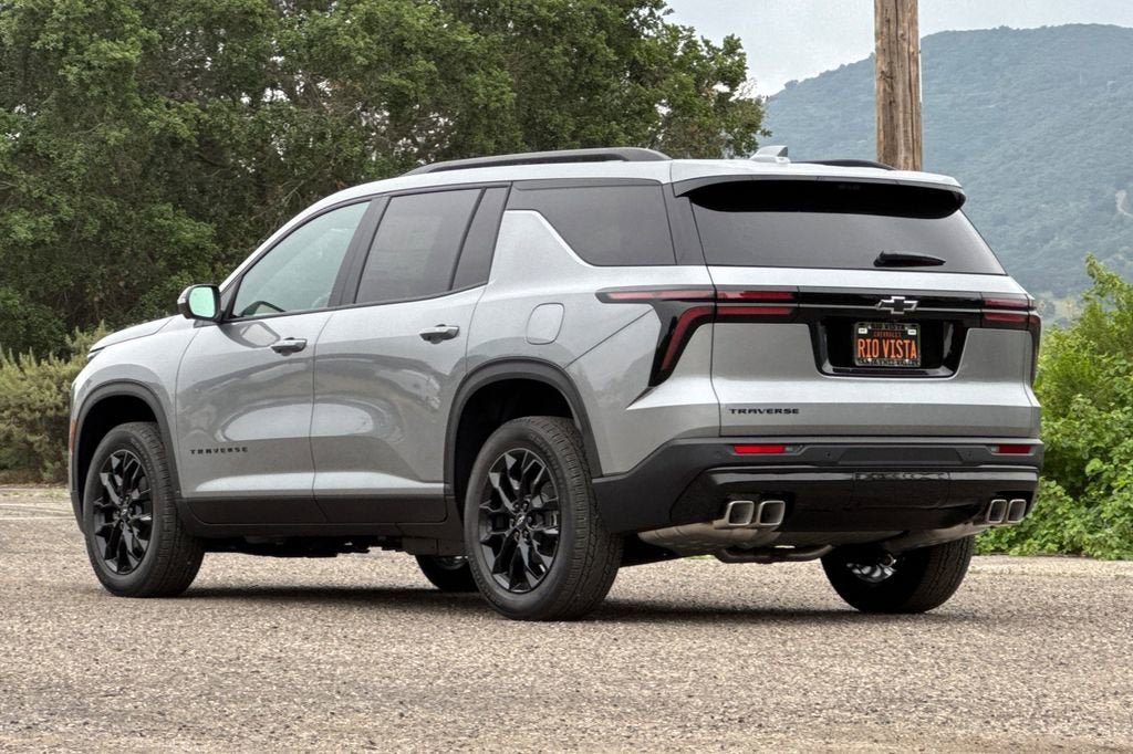 New 2026 Chevrolet Traverse LT w/ Midnight/Sport Edition image 6