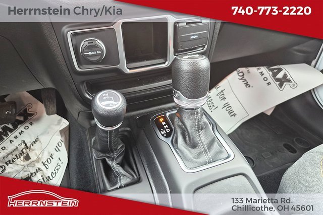 Used 2024 Jeep Wrangler Sport image 11