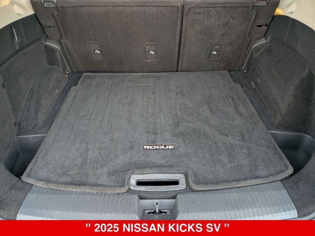 Certified 2025 Nissan Kicks SV AWD/4WD image 32