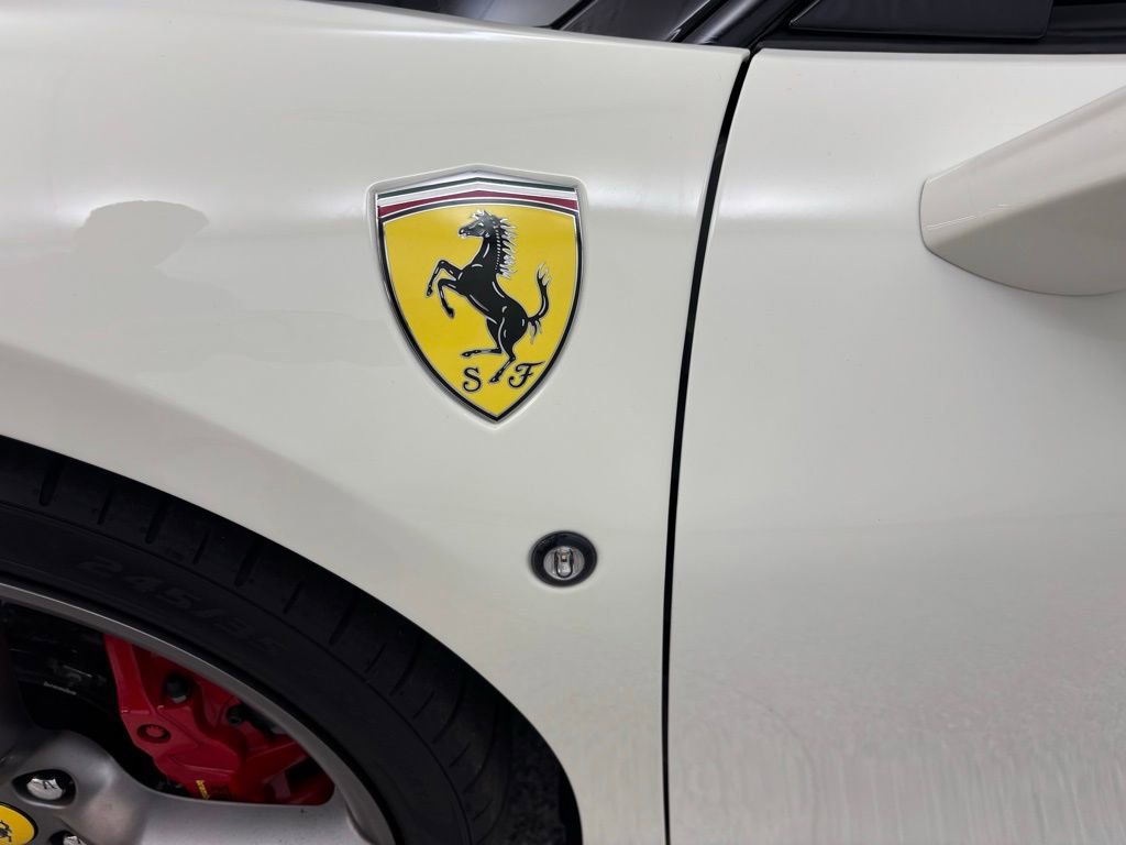 Used 2020 Ferrari F8 Tributo image 24