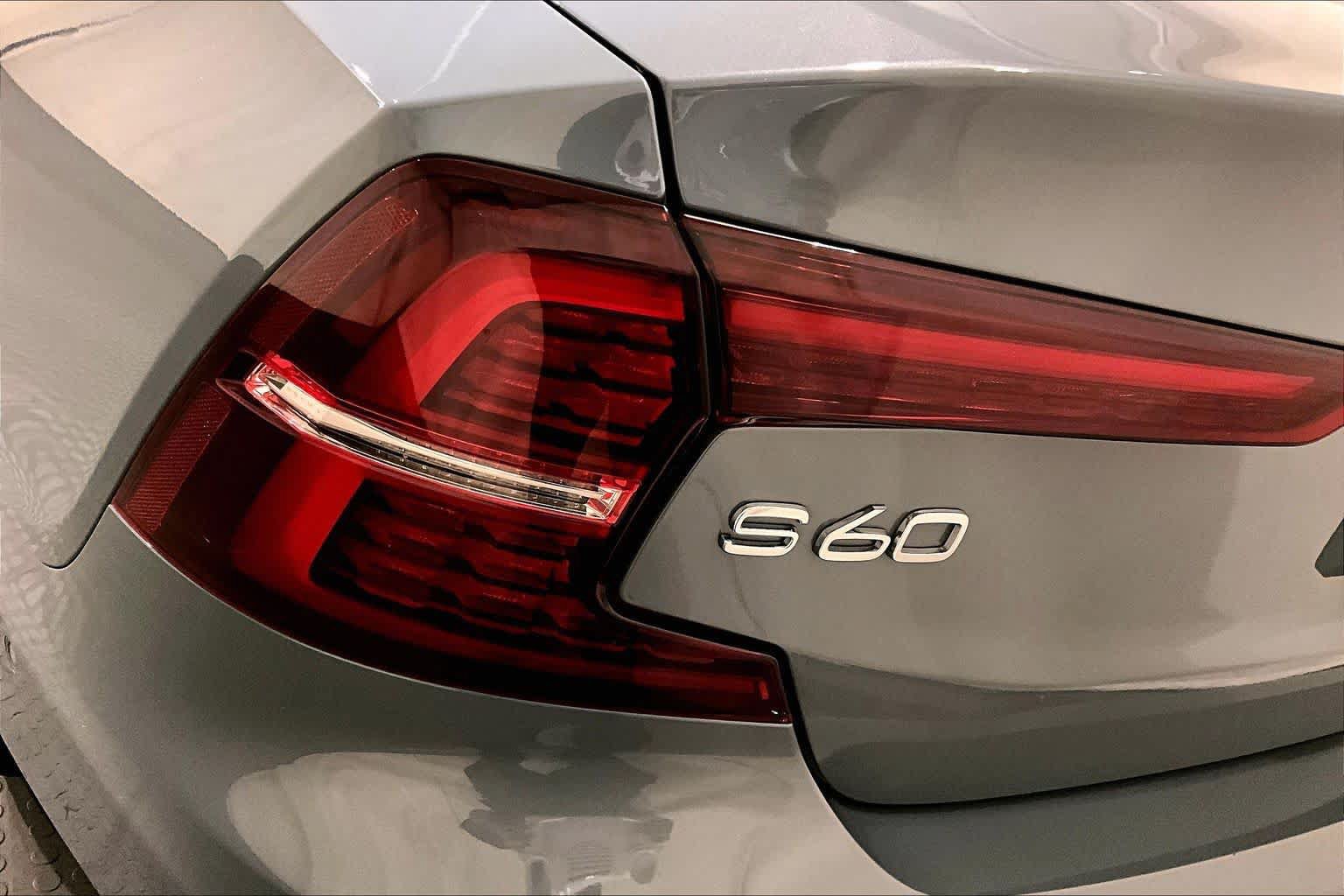 Used 2023 Volvo S60 B5 Plus AWD/4WD image 27