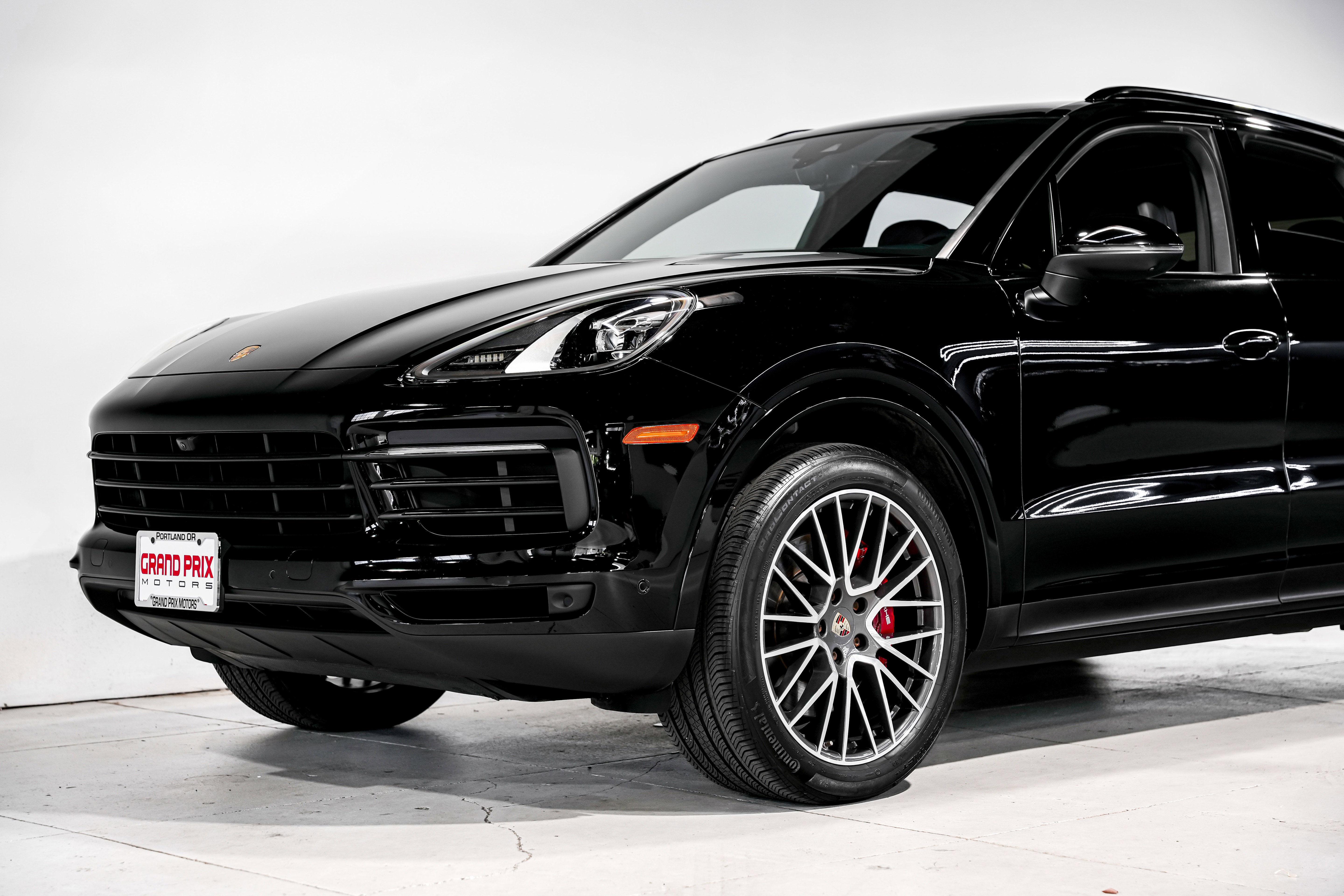 Used 2022 Porsche Cayenne S image 33