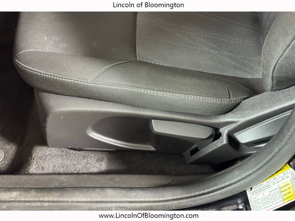 Used 2018 Ford Focus SE w/ Cold Weather Package image 22