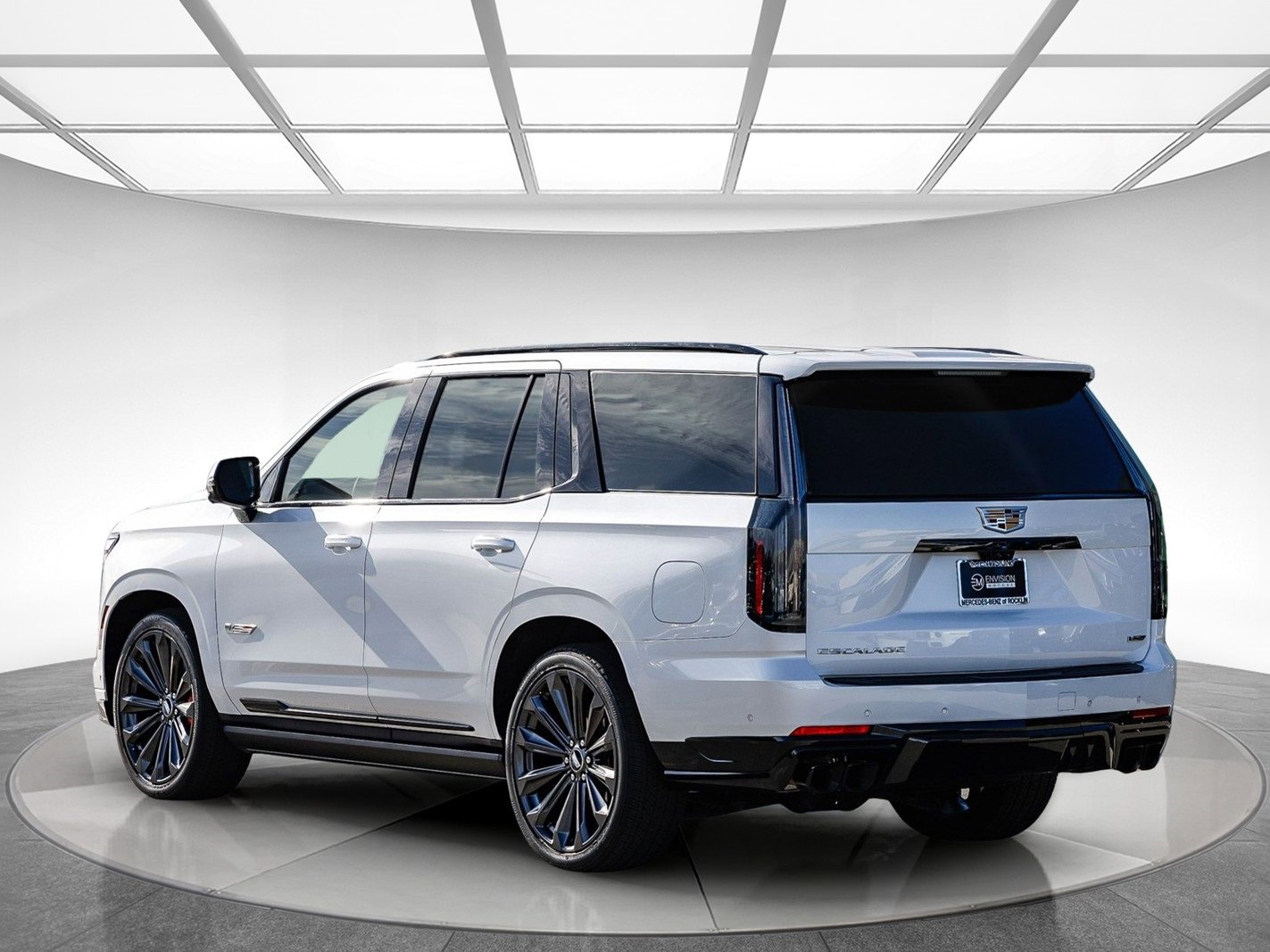 Used 2025 Cadillac Escalade V w/ LPO, Floor Liner Package image 2