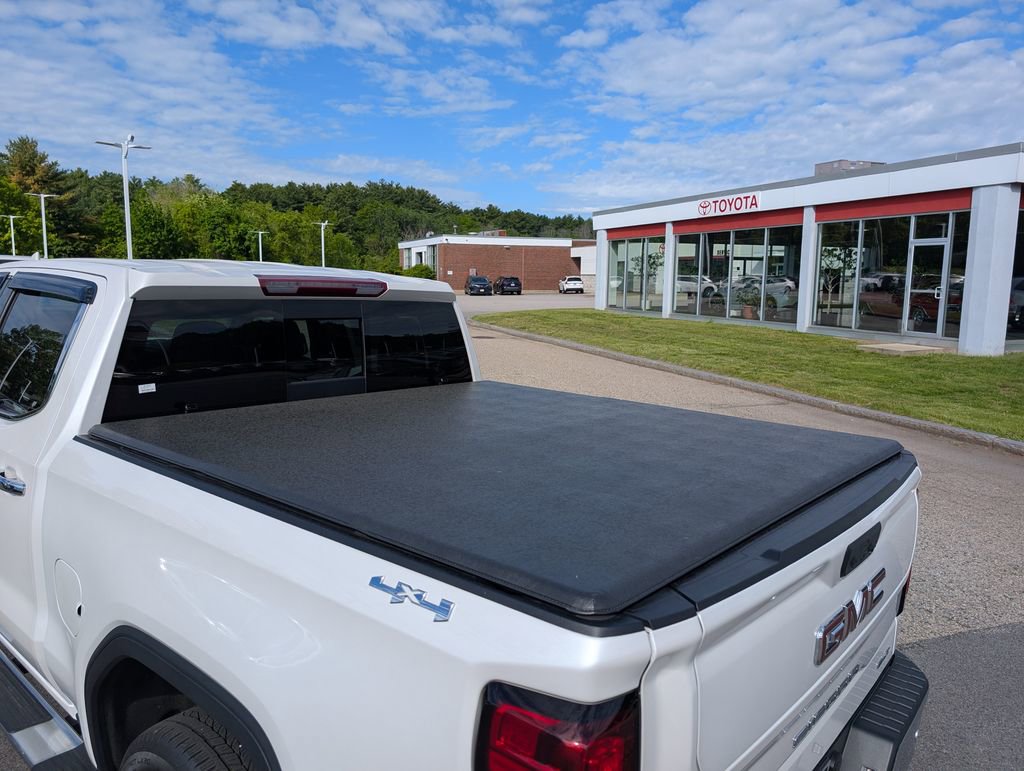 Used 2024 GMC Sierra 1500 SLT w/ SLT Premium Plus Package AWD/4WD image 14