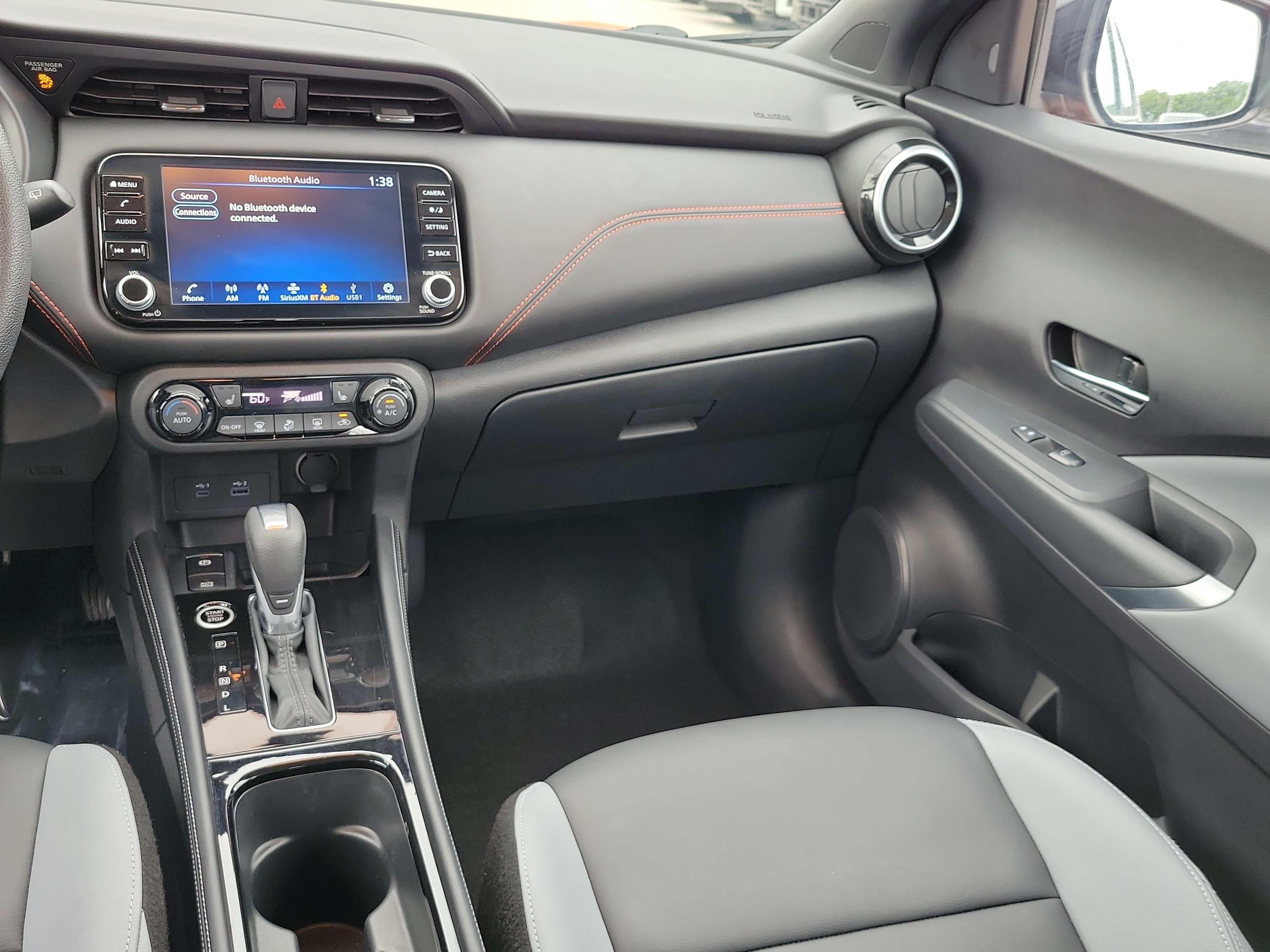 Used 2024 Nissan Kicks SR w/ SR Premium Package FWD image 14