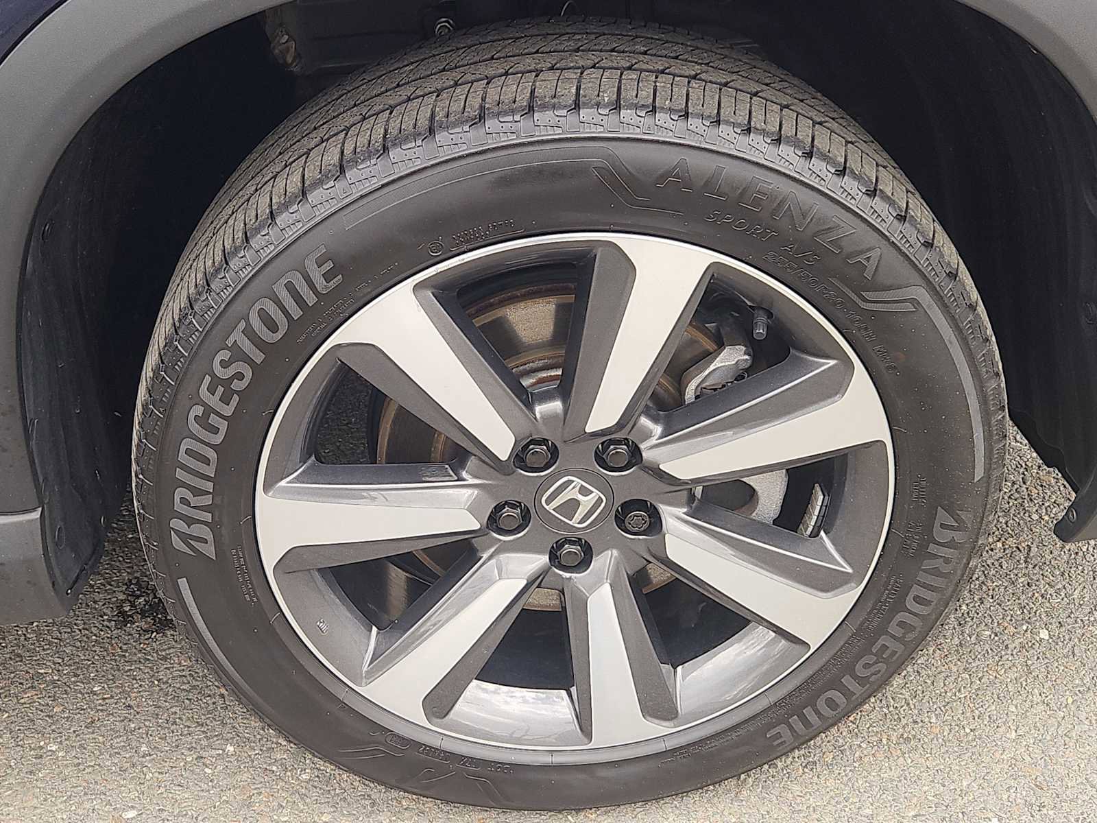 Used 2023 Honda Pilot Touring image 10