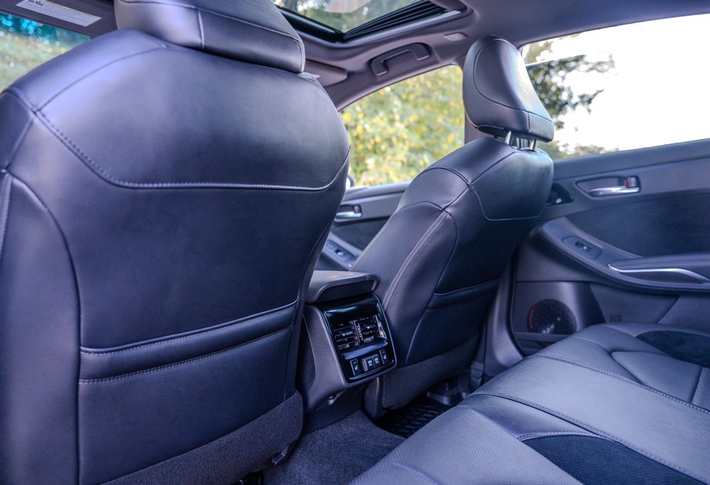 Used 2019 Toyota Avalon Touring w/ Advanced Safety Package FWD image 32