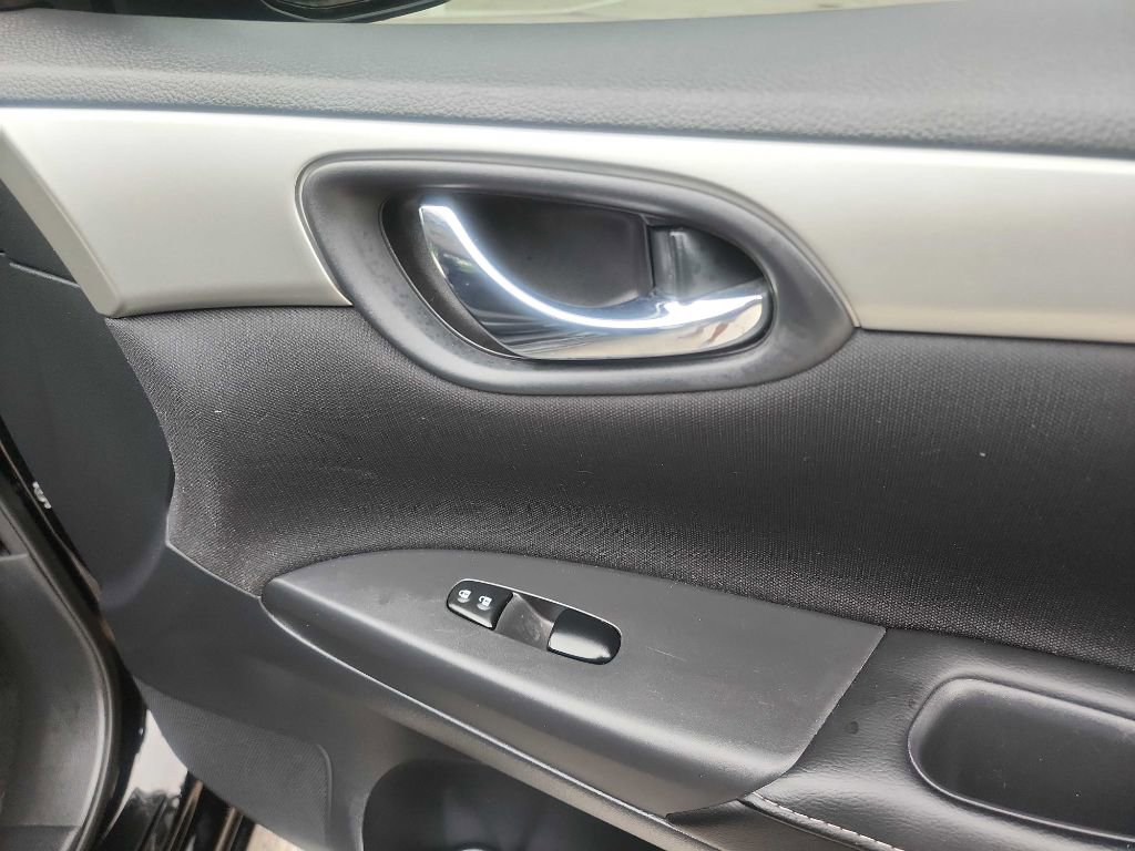 Used 2019 Nissan Sentra S FWD image 31