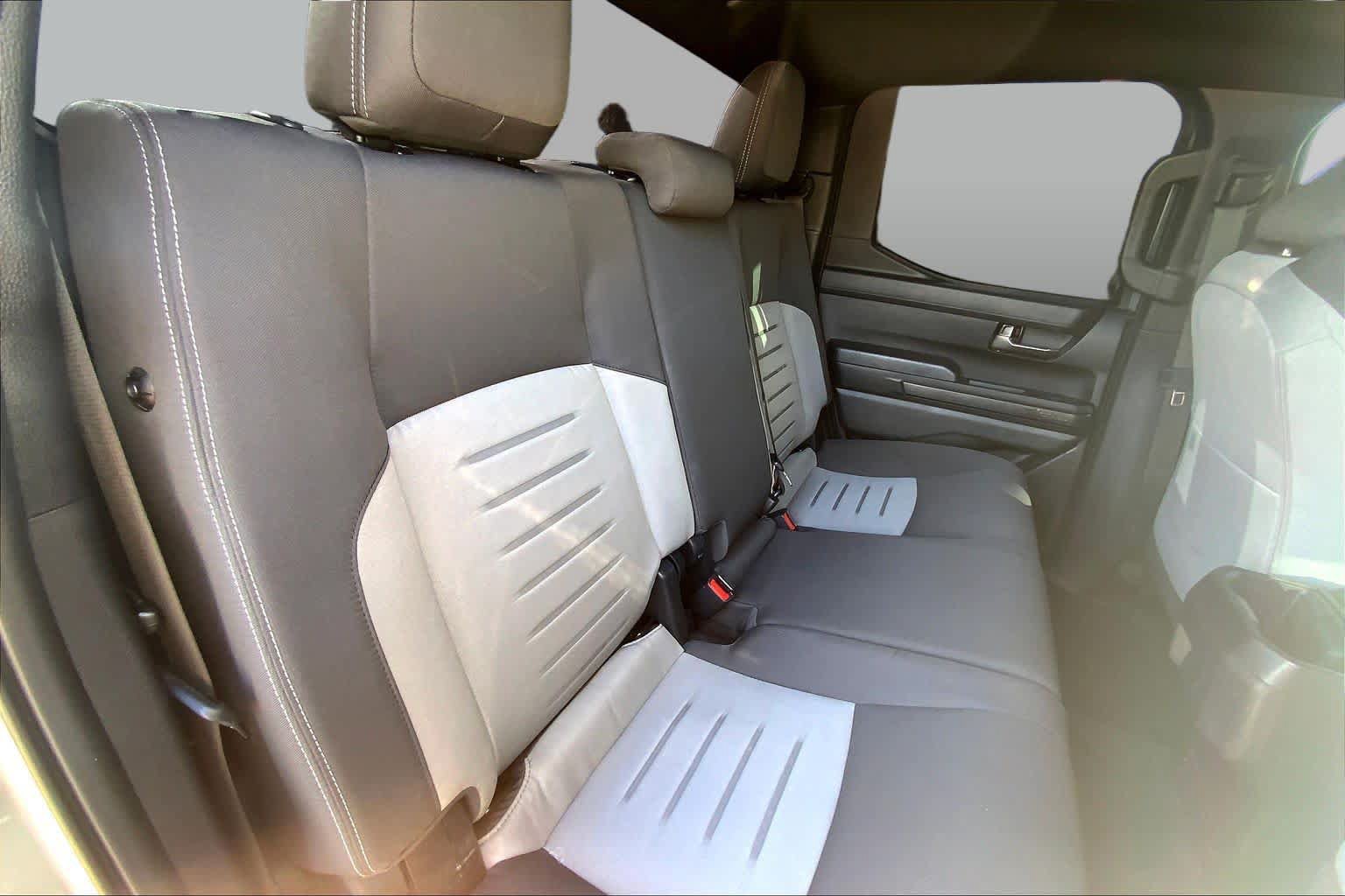 Used 2025 Toyota Tacoma TRD Sport AWD/4WD image 19