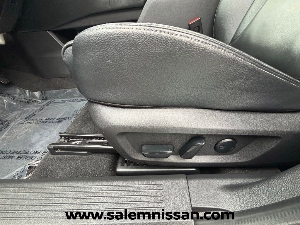 Certified 2023 Nissan Rogue SL w/ SL Premium Package image 10