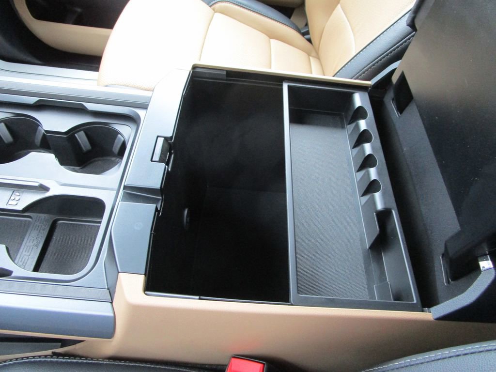 Used 2026 Ford F250 Lariat w/ Chrome Package image 46