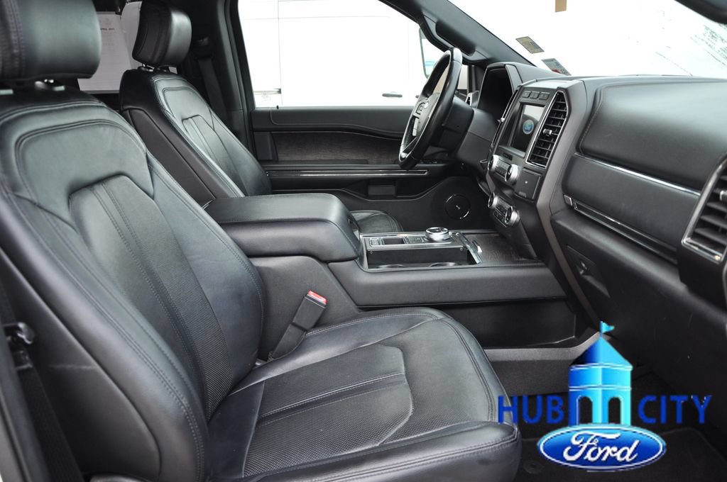 Used 2019 Ford Expedition Limited w/ Equipment Group 302A RWD image 16