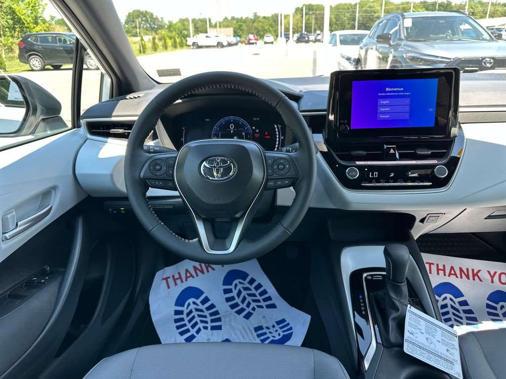 Used 2026 Toyota Corolla SE FWD image 5