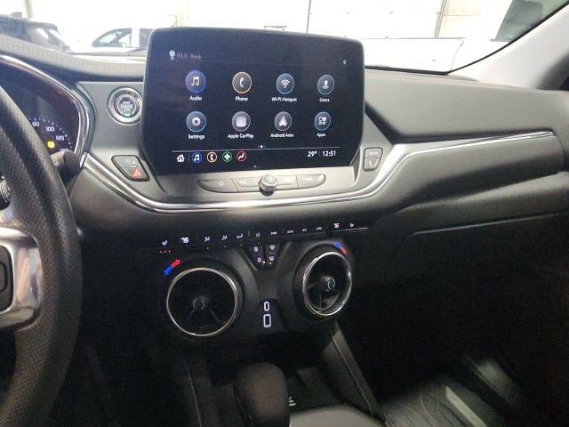 Certified 2023 Chevrolet Blazer LT w/ Convenience Package image 18