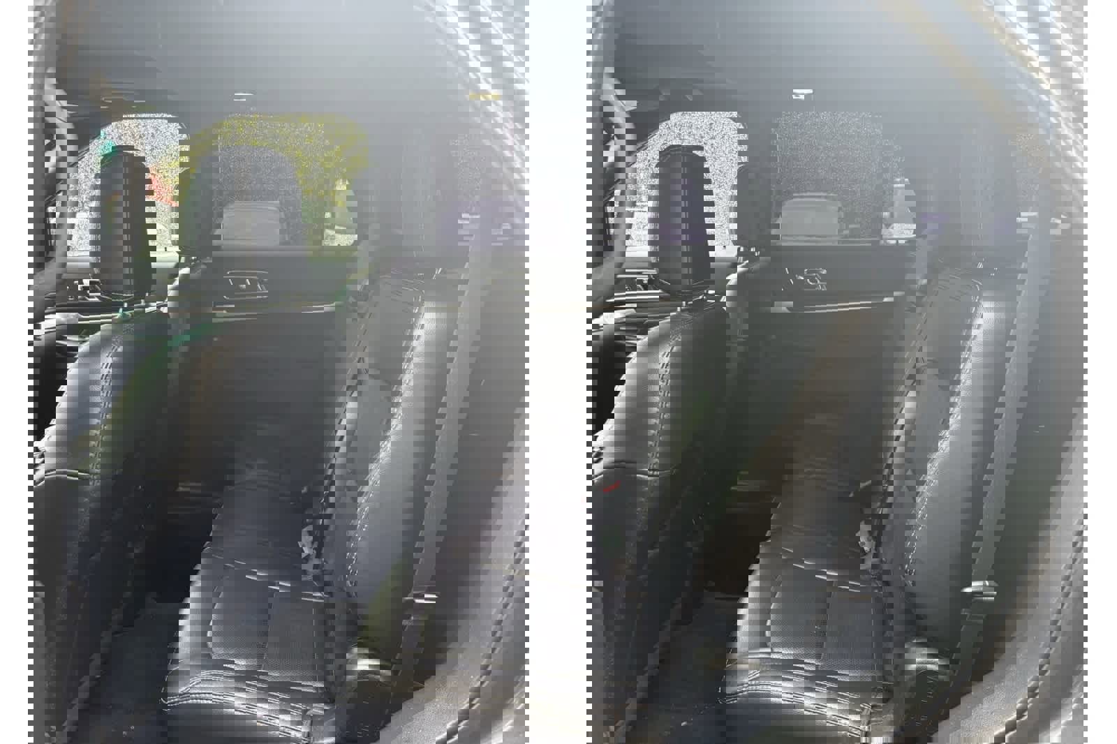 Used 2018 Ford Explorer Limited image 5