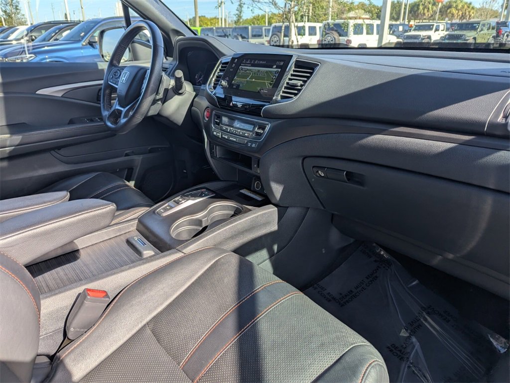 Used 2023 Honda Passport TrailSport image 9