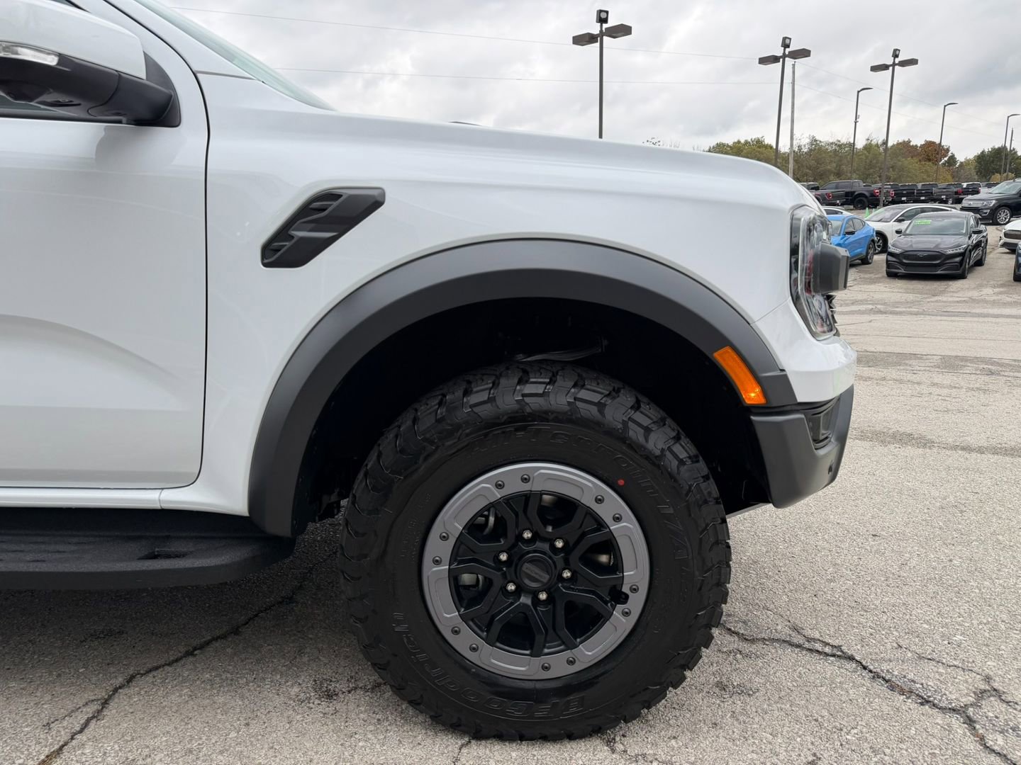 New 2025 Ford Ranger Raptor image 9