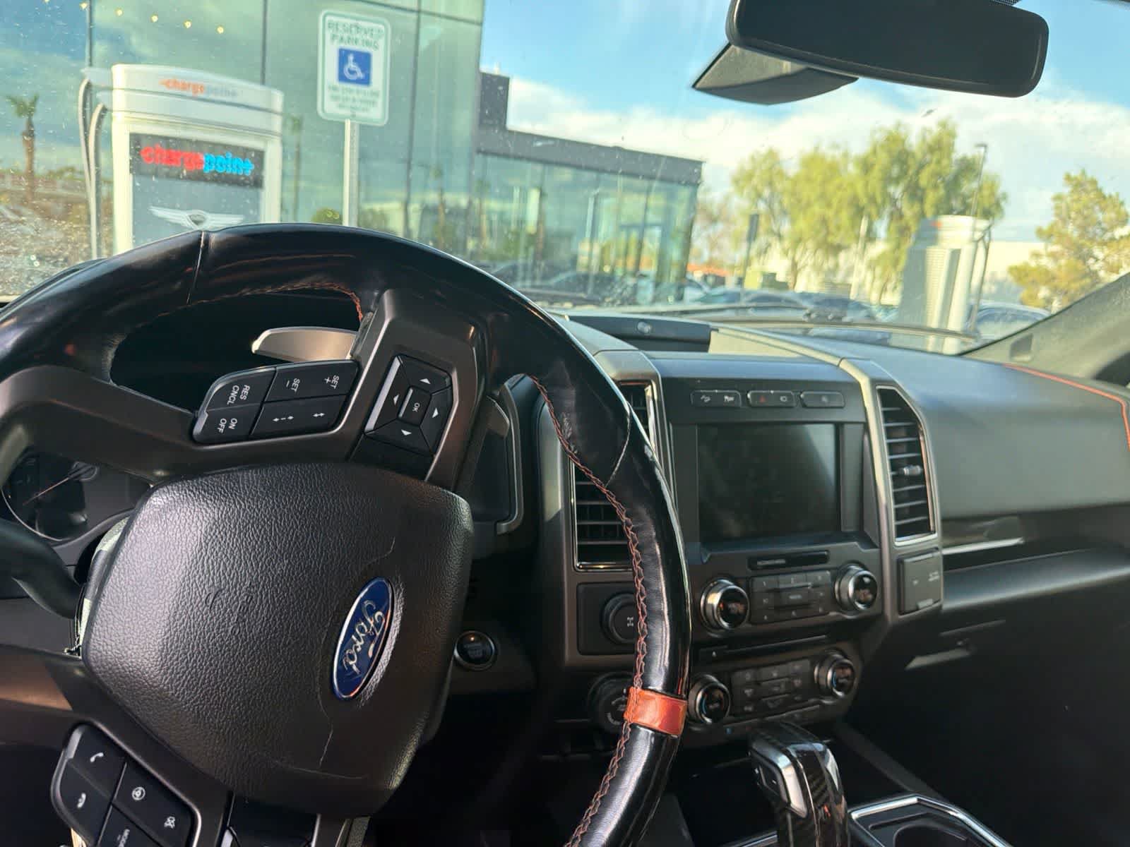 Used 2018 Ford F150 Raptor w/ Equipment Group 802A Luxury AWD/4WD image 8