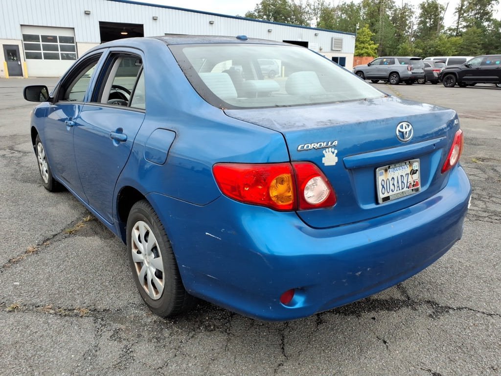 Used 2010 Toyota Corolla LE w/ All Weather Guard Pkg FWD image 5