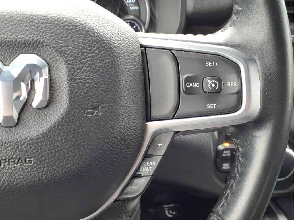Used 2022 RAM 1500 Big Horn AWD/4WD image 6