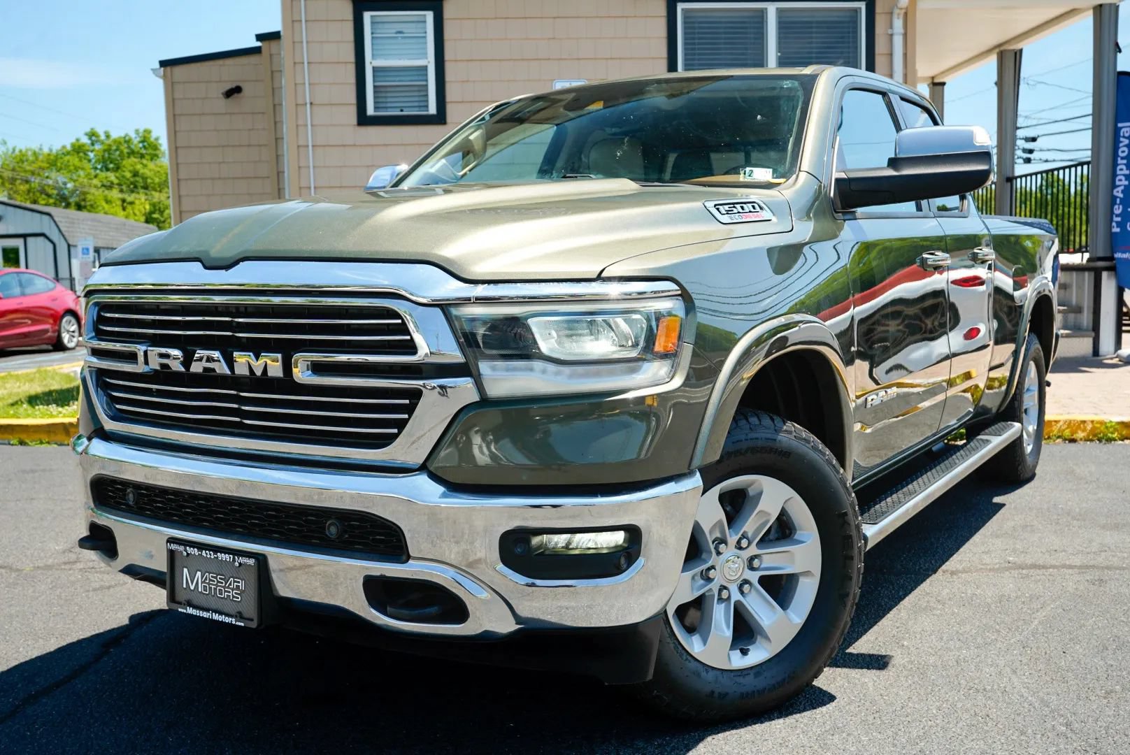Used 2021 RAM 1500 Laramie AWD/4WD image 9