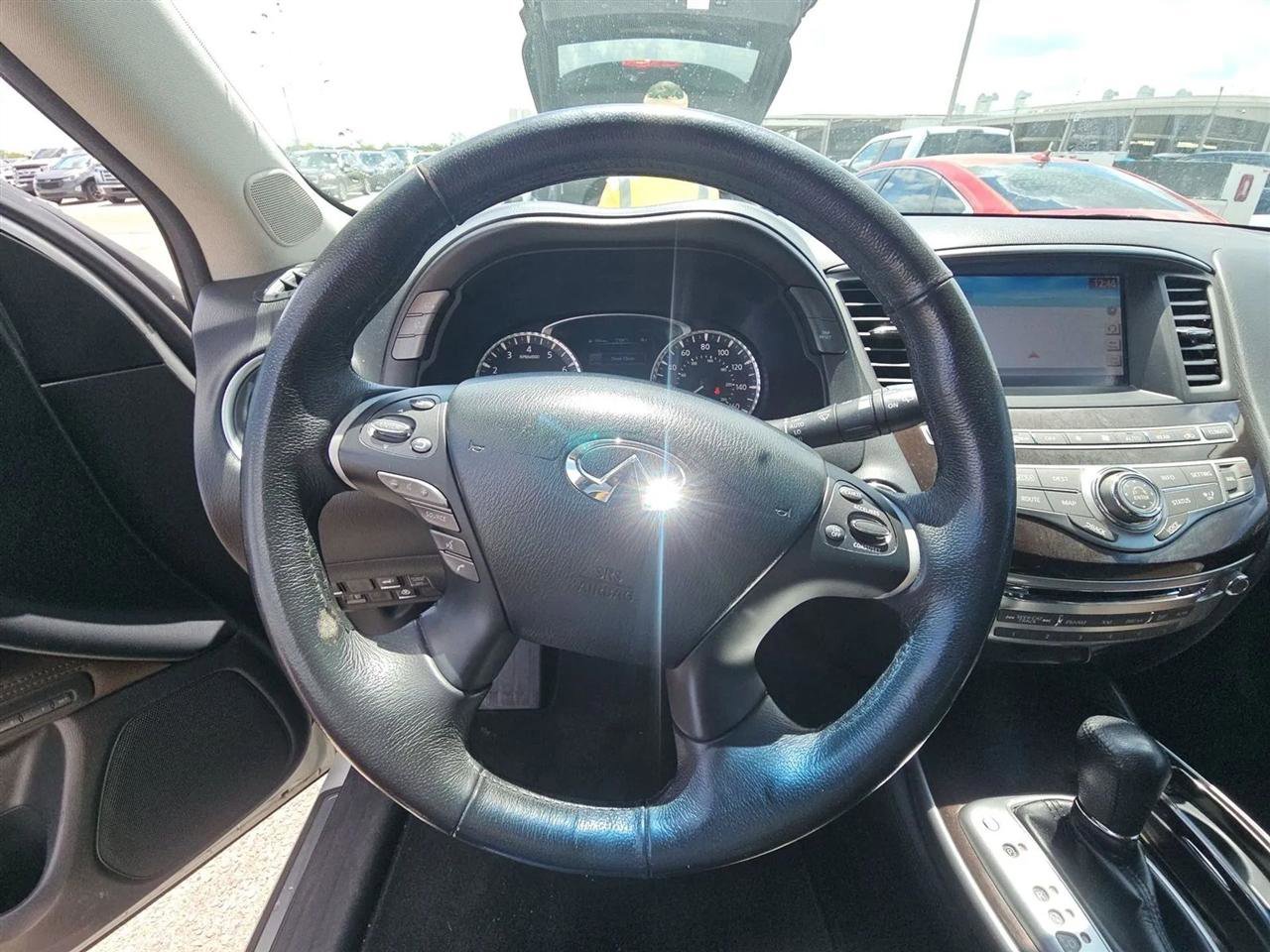 Used 2014 INFINITI QX60 AWD w/ Premium Plus Package image 16