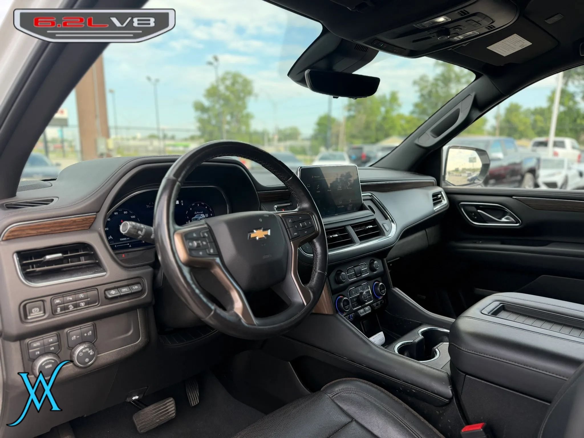 Used 2023 Chevrolet Tahoe High Country AWD/4WD image 13